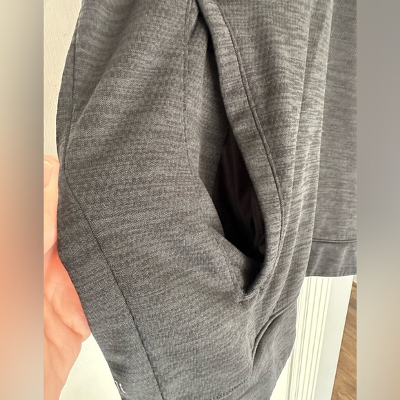 EUC adidas Men's Athletics Team Issue 1/4 Zip Long Sleeve XL Black Melange - Picture 7 of 9